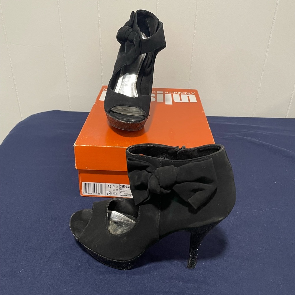 Stylish Black Peep-Toe Heels